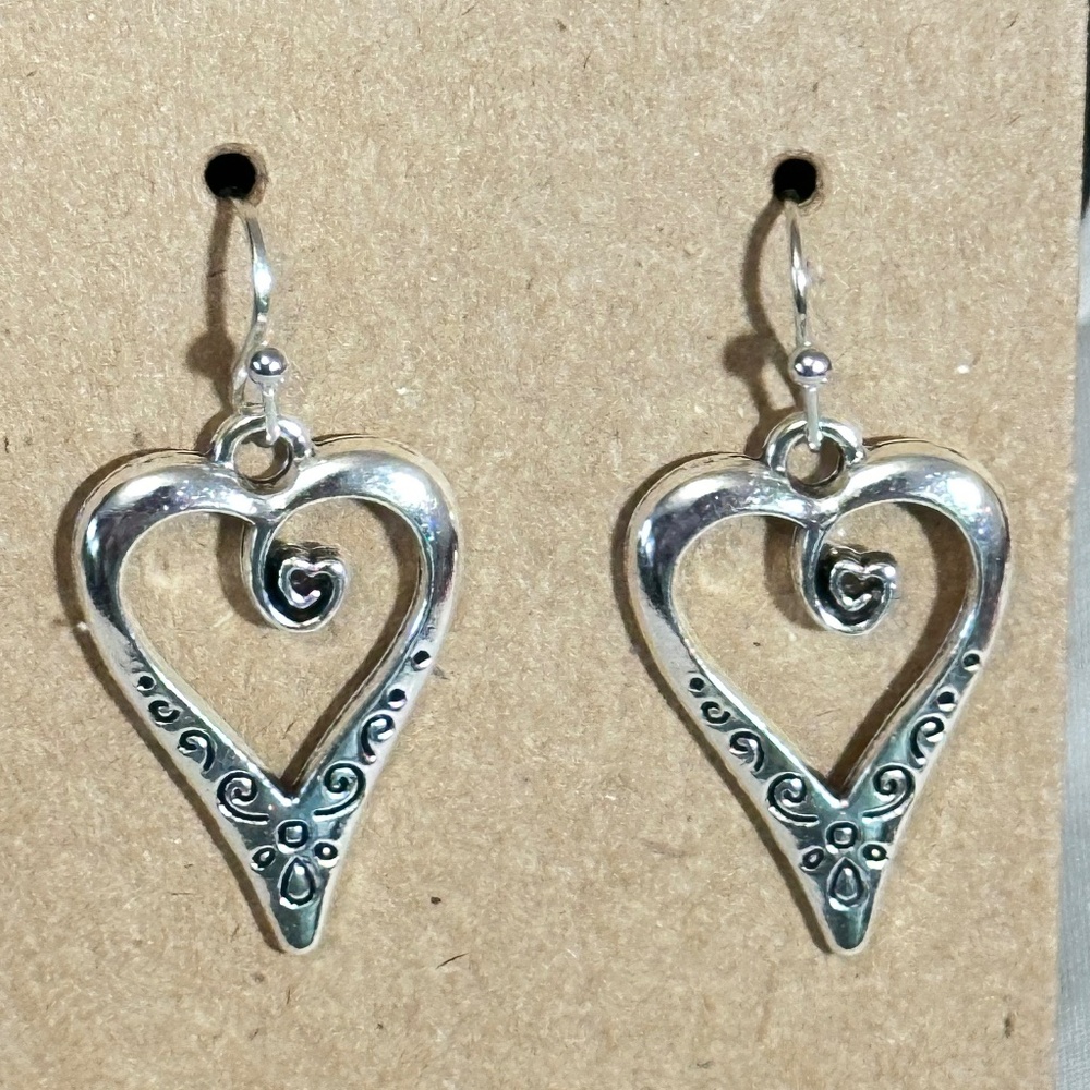 2/$20 Silver Tone Heart Hook Earrings Swirl Decorations Heart in Center NWOT - Picture 3 of 10